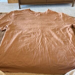 LULULEMON Crewneck T-Shirt in Light Pink